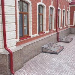 Изображение Цоколь из гранита на подсистеме