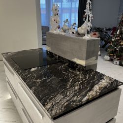 Изображение Столешница из черного гранита в кухню