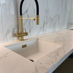 Изображение Столешница из кварцевого агломерата Avant 8044 Эври