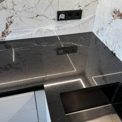 Изображение Столешница из гранита Абсолют Блэк для кухни